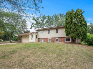 7521 Irish Ave S, Cottage Grove, MN 55016