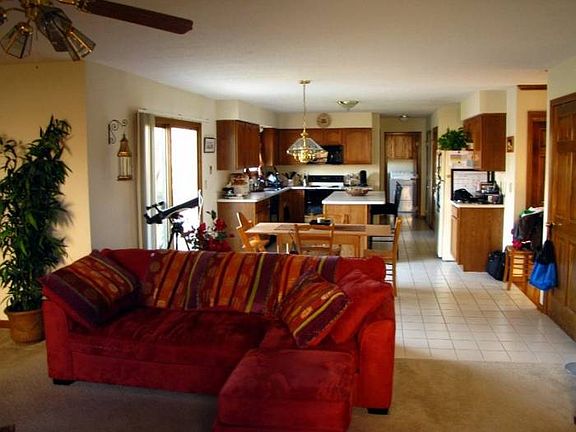 Kitchen Family Room