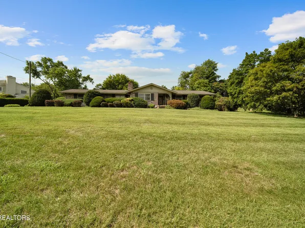 143 Suburban Rd, Knoxville, TN 37923