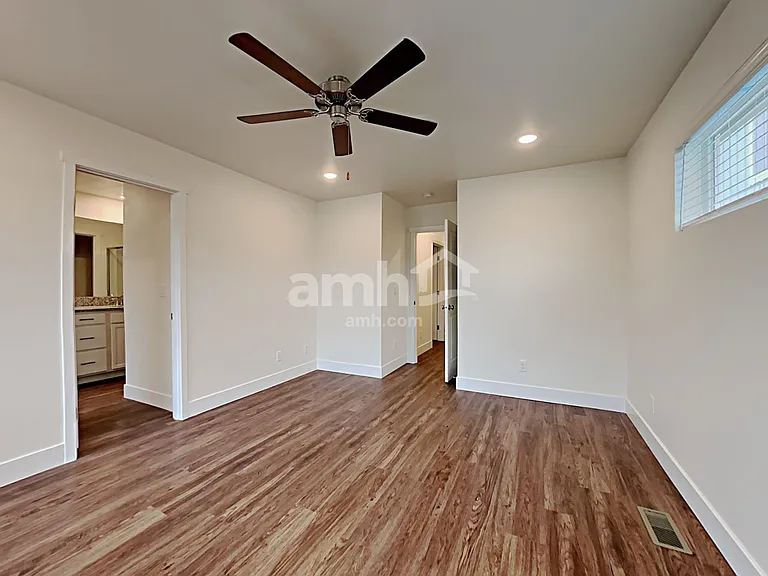 33108 Ten Trails Pkwy SE — Photo 9