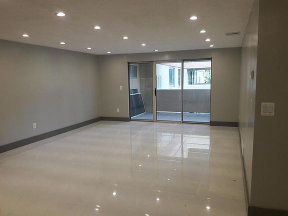 3rd image of 1390 East St APT 307