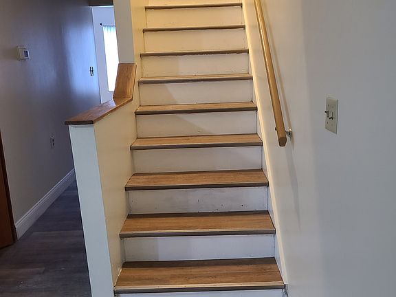 2nd image of 1300 Bigelow Dr APT 6
