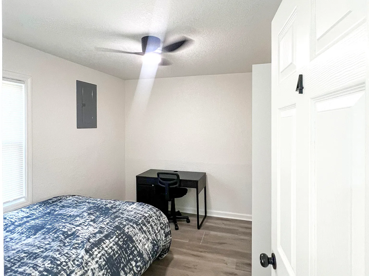 4 bed, 2.0 bath, 1501 sqft, $754 — Photo 1