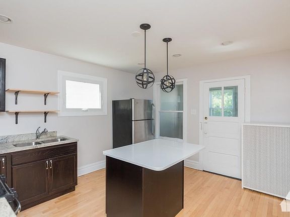 3rd image of 4906 N Marmora Ave #2F