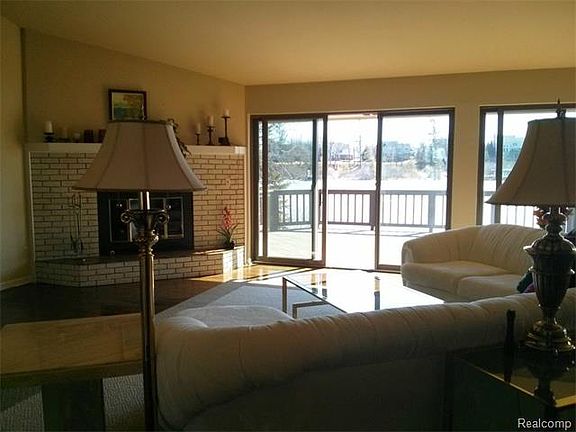 5th image of 138 Overlake Dr