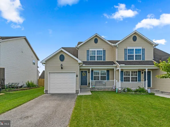 35 Birch Dr, Hanover, PA 17331