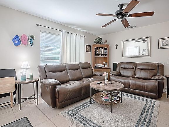 5th image of 1167 Hastings Dr