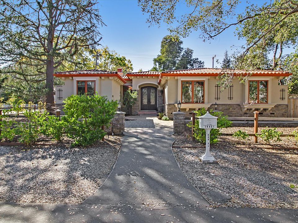 1st image of 14451 Oak Pl