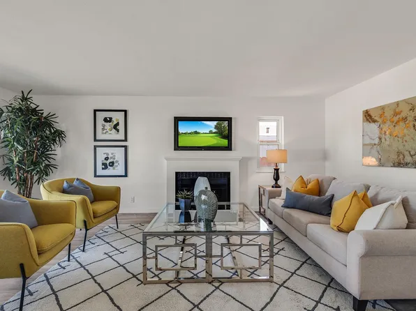 19077 Gliddon St, Castro Valley, CA 94546