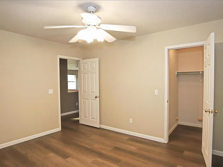 8833 S 13th Pl — Photo 26