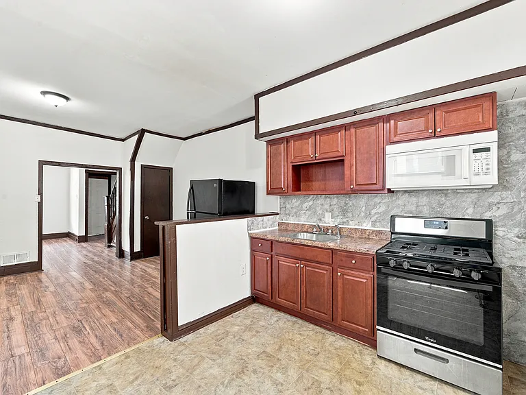 5459 Race St — Photo 7