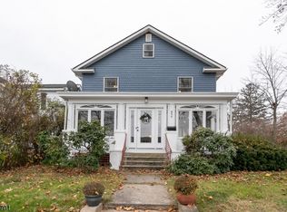 317 Sharp St, Hackettstown, NJ 07840