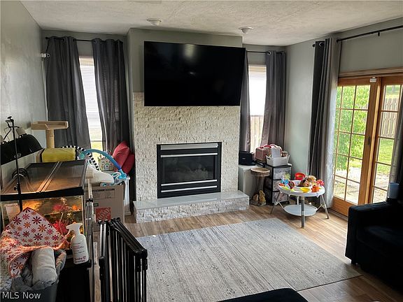 5th image of 26410 Forbes Rd