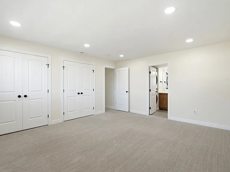 3087 N 1075 W — Photo 29