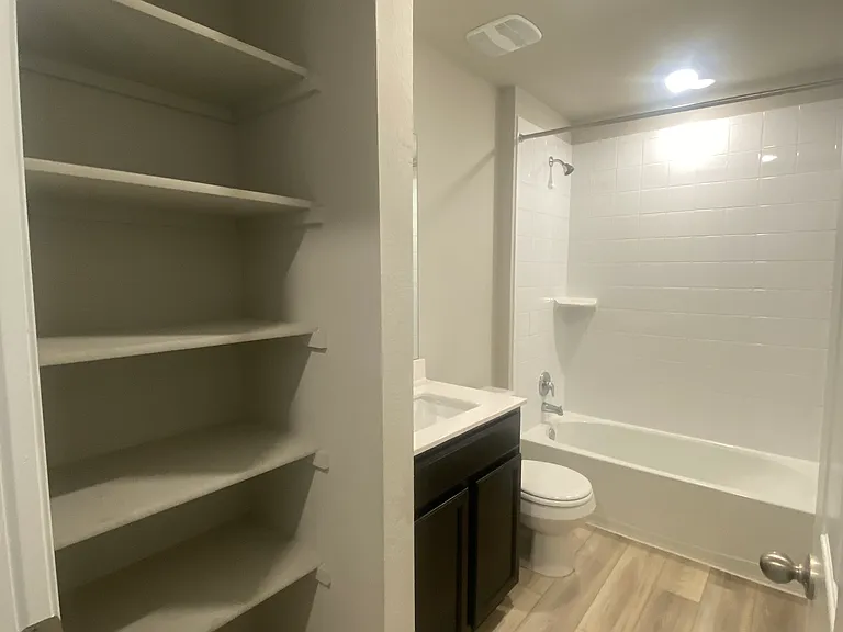 8912 Cantera Ridge Rd — Photo 21