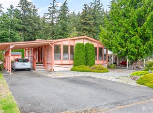 425 Chuckanut Dr N TRAILER 34, Bellingham, WA 98229