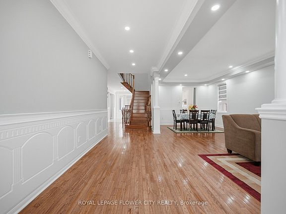 4th image of 4 Castle Mountain Dr
