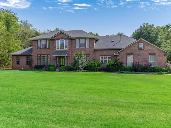 940 Lake Vista Rd, Edmond, OK 73034