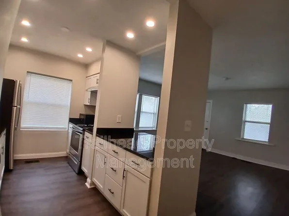 2727 Campbell St #2SE, Kansas City, MO 64109