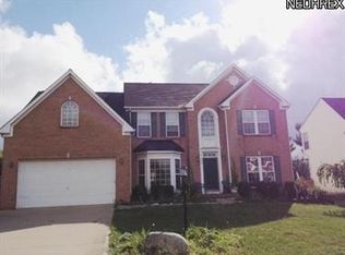 1215 Stonesthrow Way, Wadsworth, OH 44281