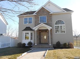 101 Eastern Way, Rutherford, NJ 07070