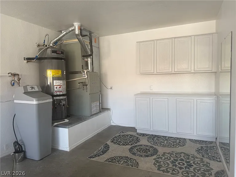 9909 Bundella Dr — Photo 42