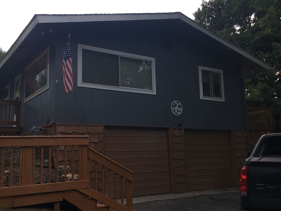 1st image of 2505 Oakdale Dr