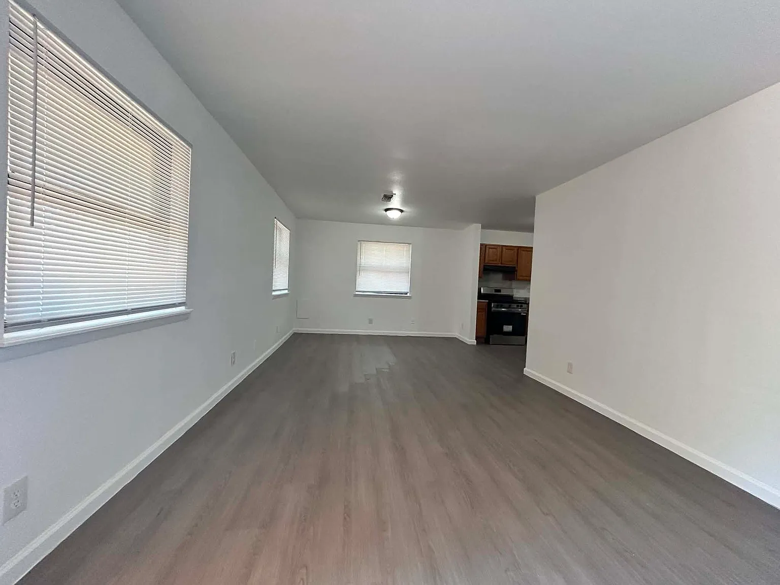 3 bed, 1124 sqft, $1,500 — Photo 3