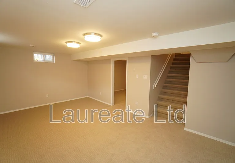 2268 W Maplewood Ave — Photo 15