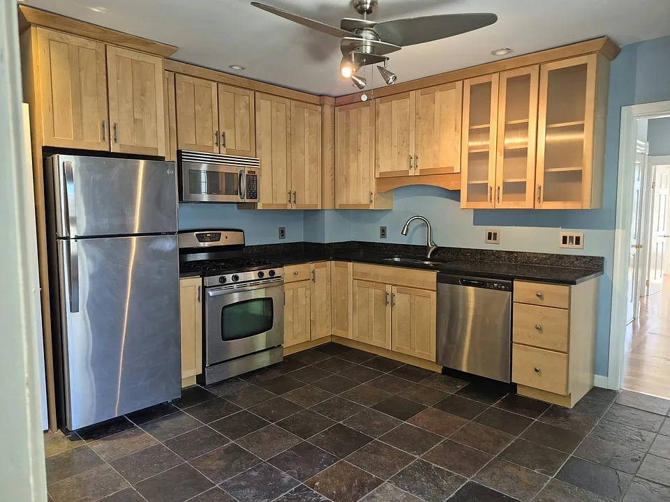 29 Cohasset St #2
