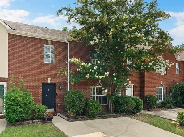 650 Treymoor Lake Cir, Alabaster, AL 35007