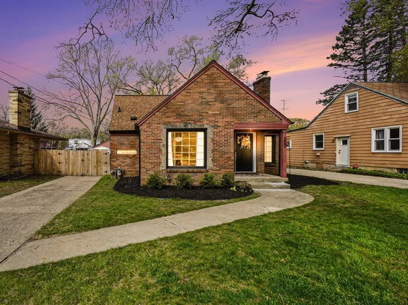 2557 Raymond Ave SE, Grand Rapids, MI 49507