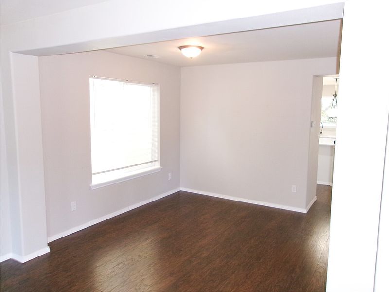 4th image of 26038 167th Place SE