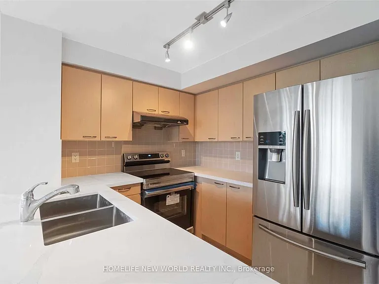 62 Suncrest Blvd #220 — Photo 4