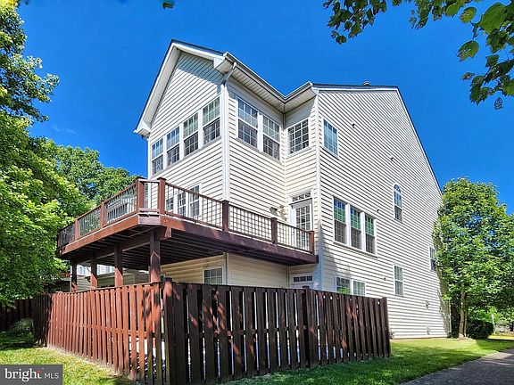 4th image of 13906 Gothic Dr