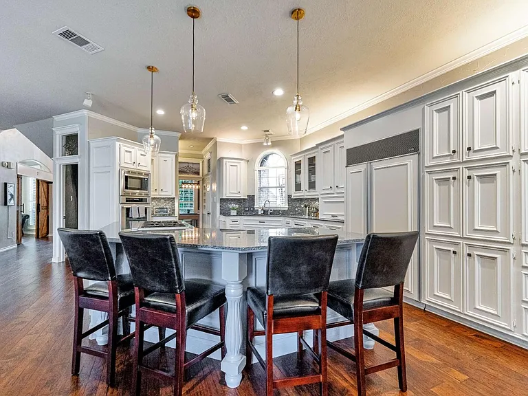 8311 Shoregrove Dr — Photo 10