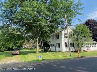 7902 N Welling Rd, Eureka, MI 48833