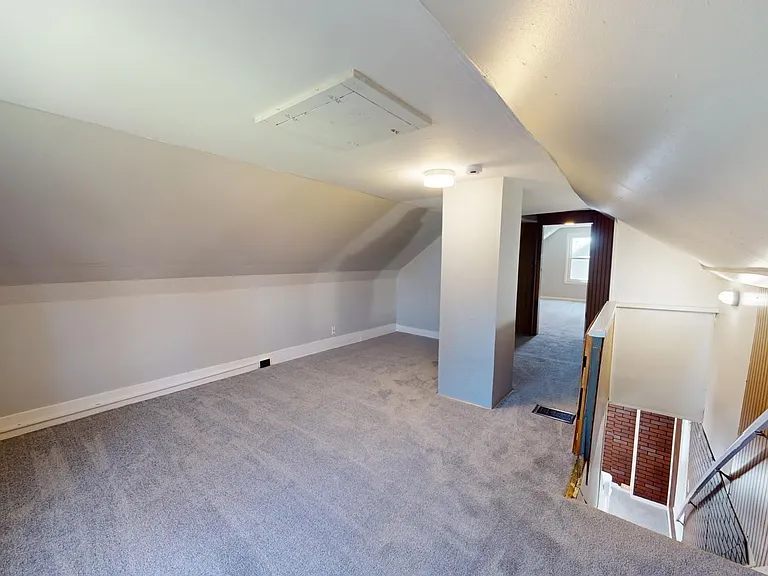 3123 W 58th St — Photo 17