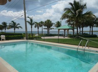 300 Inlet Way APT 4, Palm Beach Shores, FL 33404