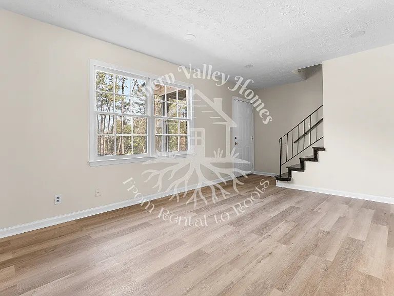 1636 Huntley Ridge Dr — Photo 3