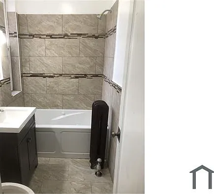 8005 S Prairie Ave #2 — Photo 8