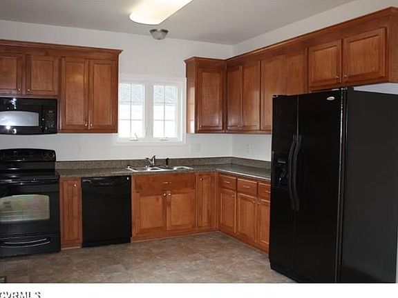 3rd image of 3917 Shenandoah Cir