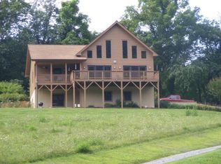 228 S Wayehutta Rd, Cullowhee, NC 28723