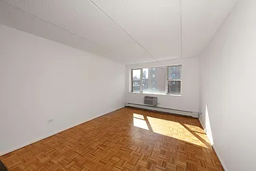 Rented by Manhattan Skyline