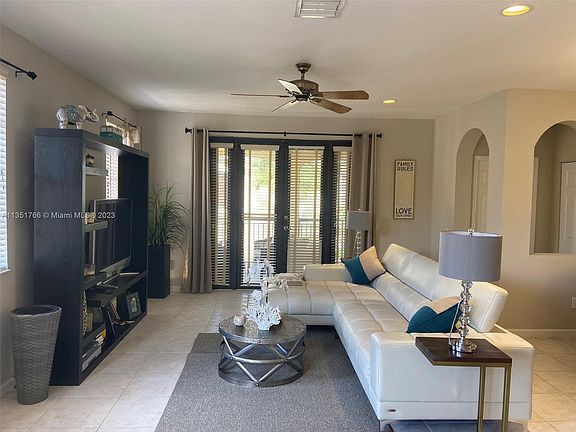 5th image of 1588 Passion Vine Cir #27-3