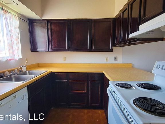4th image of 3551 E Glen Dr #1
