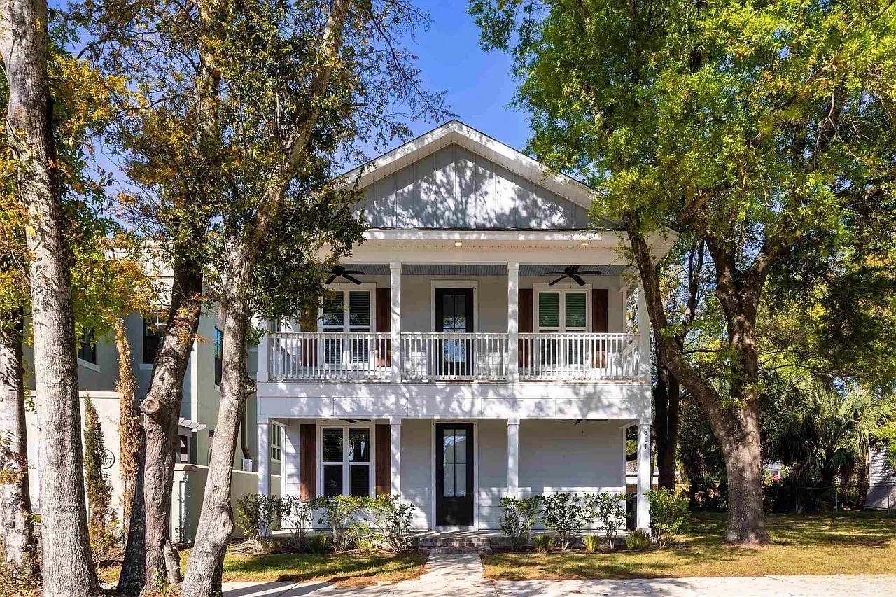 3 bed, 1626 sqft, $4,000 — Photo 1