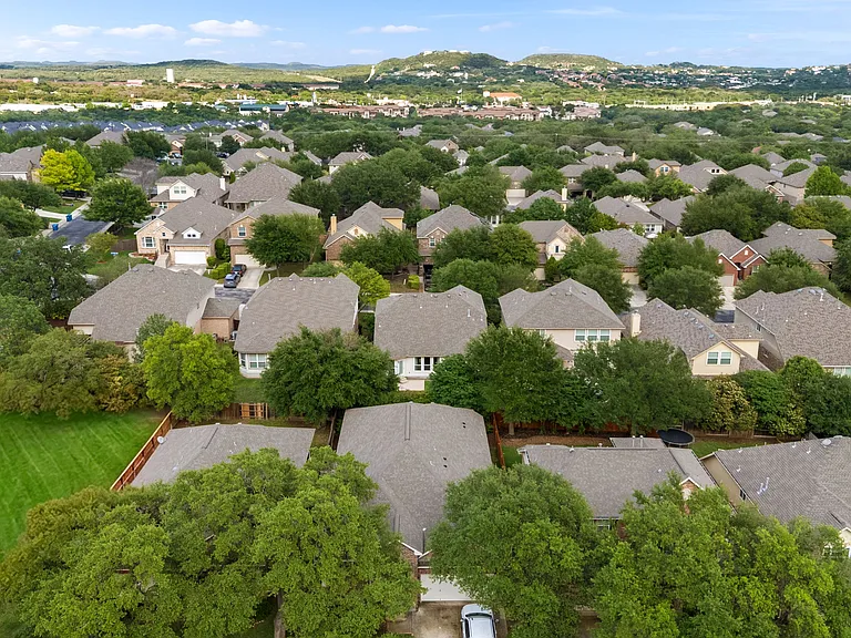 25047 McBride Dr — Photo 38