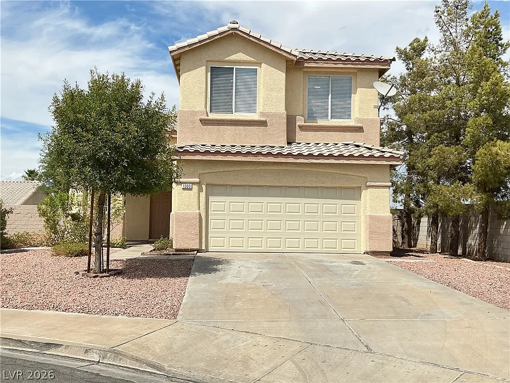 3 bed, 2.5 bath, 1584 sqft, $1,950 — Photo 2