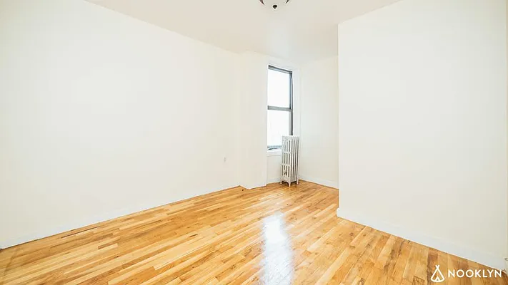 Rented by Nooklyn NYC LLC | media 6